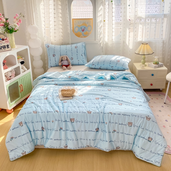 91家纺网 家纺一手货源 找家纺 恋之巢家纺 2026新款四季款可水洗牛奶丝针织棉夏被大豆夏凉被空调被可机洗薄被子被芯直播外贸专供大豆被夏被 布朗熊-软糯款