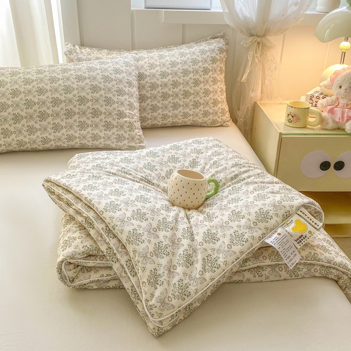 恋之巢家纺 2026新款四季款可水洗牛奶丝针织棉夏被大豆夏凉被空调被可机洗薄被子被芯直播外贸专供大豆被夏被 蝶梦-软糯