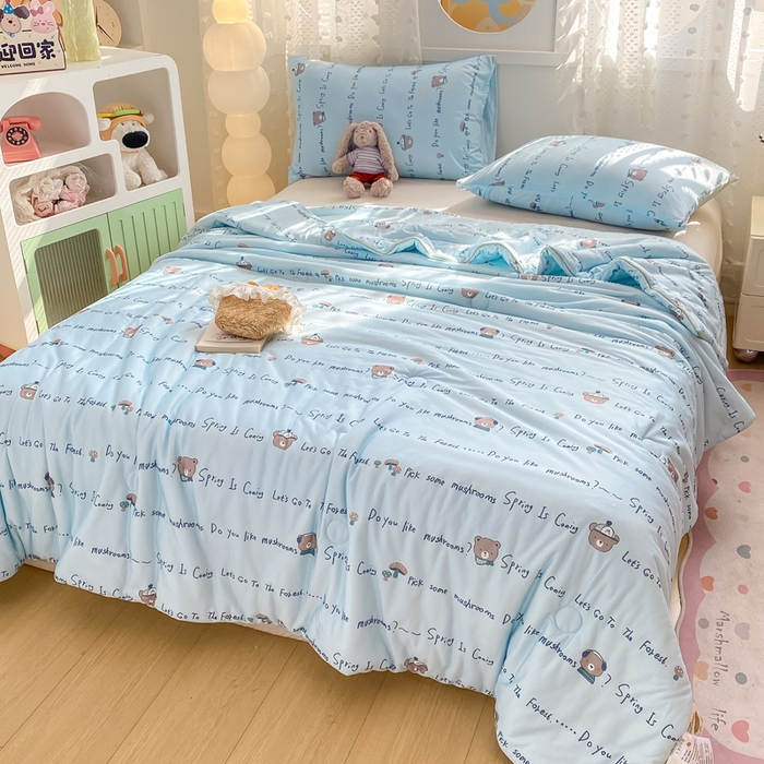 91家纺网 家纺一手货源 找家纺 恋之巢家纺 2026新款四季款可水洗牛奶丝针织棉夏被大豆夏凉被空调被可机洗薄被子被芯直播外贸专供大豆被夏被 布朗熊-软糯款