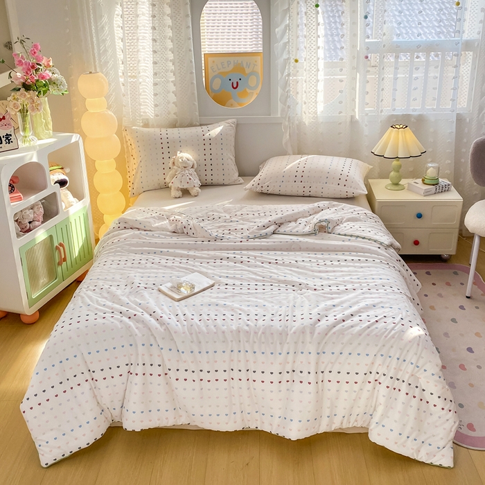 91家纺网 家纺一手货源 找家纺 恋之巢家纺 2026新款四季款可水洗牛奶丝针织棉夏被大豆夏凉被空调被可机洗薄被子被芯直播外贸专供大豆被夏被 爱心-软糯款