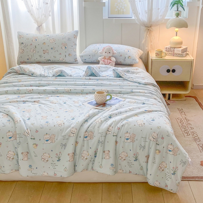 91家纺网 家纺一手货源 找家纺 恋之巢家纺 2026新款四季款可水洗牛奶丝针织棉夏被大豆夏凉被空调被可机洗薄被子被芯直播外贸专供大豆被夏被 童趣-软糯