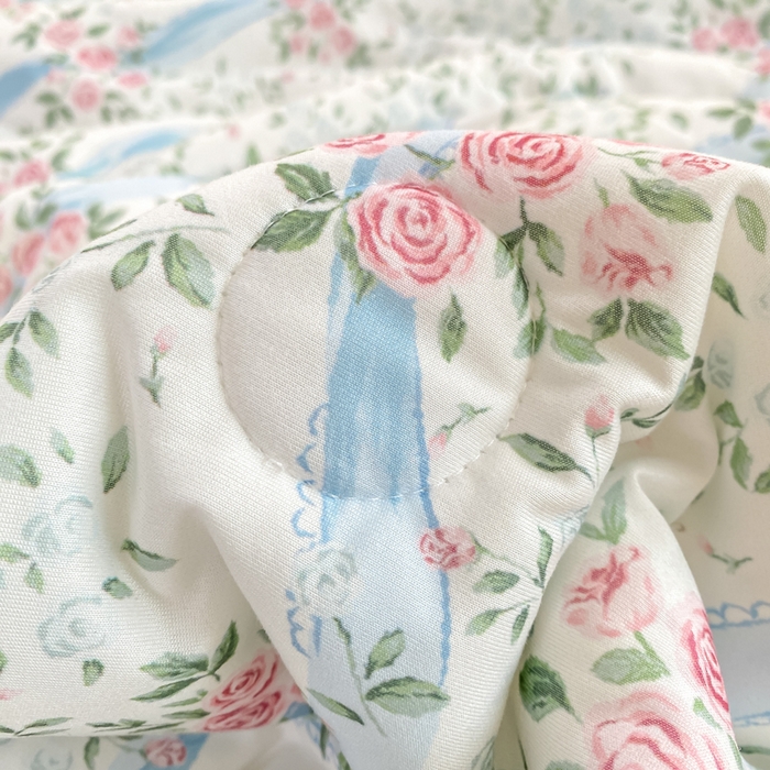 91家纺网 家纺一手货源 找家纺 恋之巢家纺 2026新款四季款可水洗牛奶丝针织棉夏被大豆夏凉被空调被可机洗薄被子被芯直播外贸专供大豆被夏被 花漾-软糯款