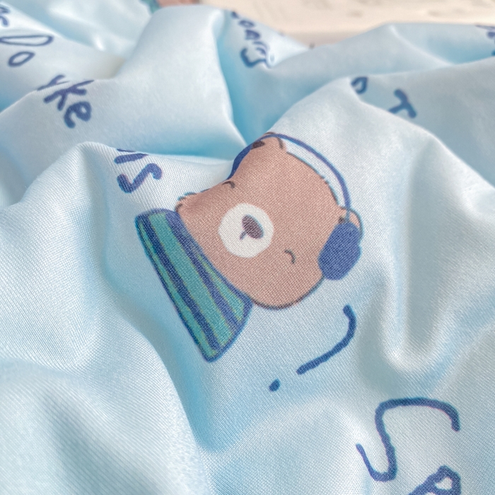 91家纺网 家纺一手货源 找家纺 恋之巢家纺 2026新款四季款可水洗牛奶丝针织棉夏被大豆夏凉被空调被可机洗薄被子被芯直播外贸专供大豆被夏被 布朗熊-软糯款