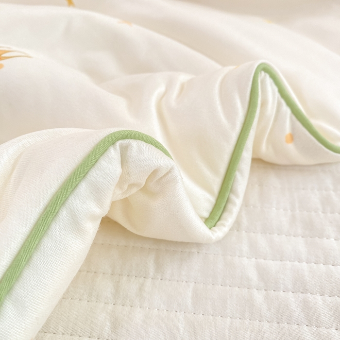 91家纺网 家纺一手货源 找家纺 恋之巢家纺 2026新款四季款可水洗牛奶丝针织棉夏被大豆夏凉被空调被可机洗薄被子被芯直播外贸专供大豆被夏被 英伦王子-软糯款