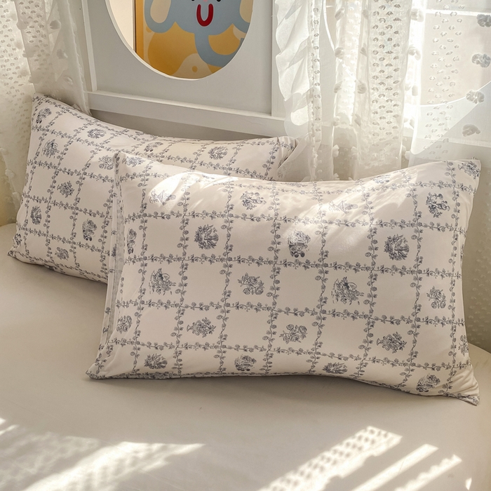 91家纺网 家纺一手货源 找家纺 恋之巢家纺 2026新款四季款可水洗牛奶丝针织棉夏被大豆夏凉被空调被可机洗薄被子被芯直播外贸专供大豆被夏被 依梦-软糯款