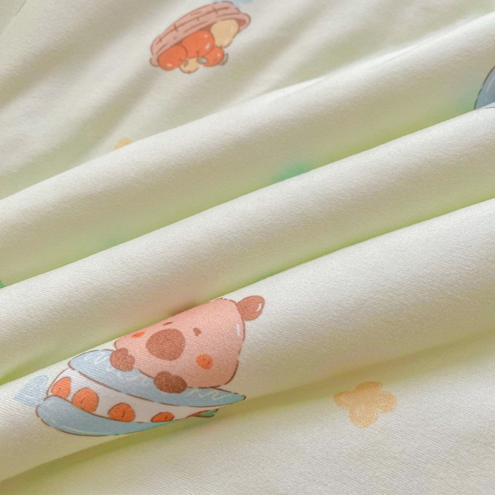 91家纺网 家纺一手货源 找家纺 恋之巢家纺 2026新款四季款可水洗牛奶丝针织棉夏被大豆夏凉被空调被可机洗薄被子被芯直播外贸专供大豆被夏被 卡皮巴拉-绿-软糯