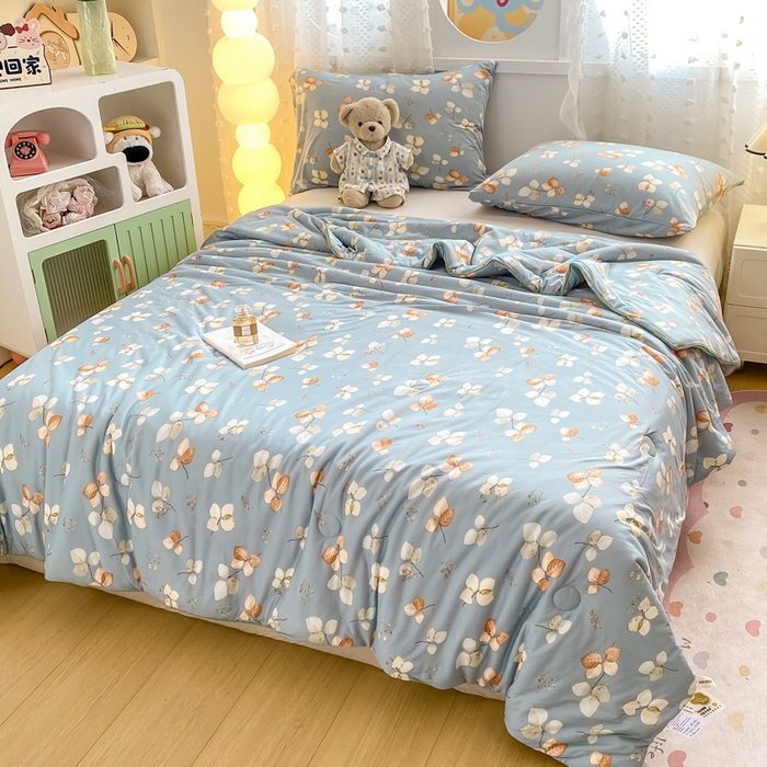 91家纺网 家纺一手货源 找家纺 恋之巢家纺 2026新款四季款可水洗牛奶丝针织棉夏被大豆夏凉被空调被可机洗薄被子被芯直播外贸专供大豆被夏被 叶子 兰-软糯款