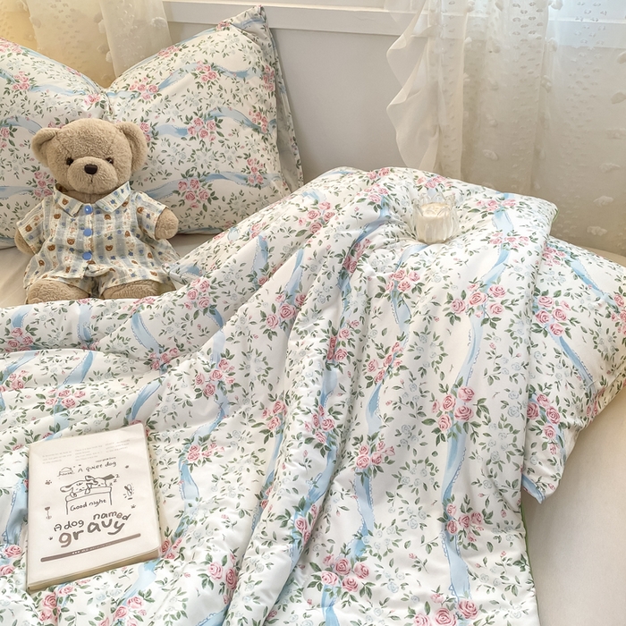 91家纺网 家纺一手货源 找家纺 恋之巢家纺 2026新款四季款可水洗牛奶丝针织棉夏被大豆夏凉被空调被可机洗薄被子被芯直播外贸专供大豆被夏被 花漾-软糯款