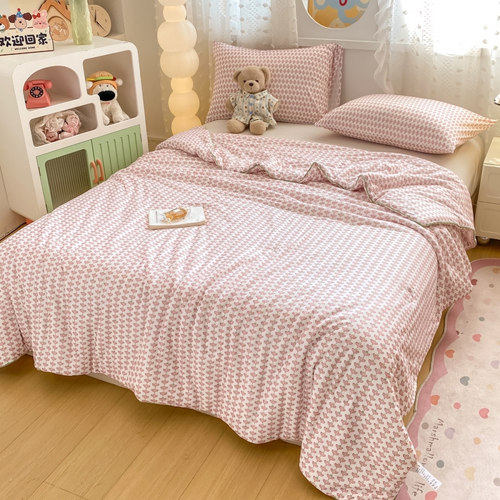 91家纺网 家纺一手货源 找家纺 恋之巢家纺 2026新款四季款可水洗牛奶丝针织棉夏被大豆夏凉被空调被可机洗薄被子被芯直播外贸专供大豆被夏被 仲夏-软糯款