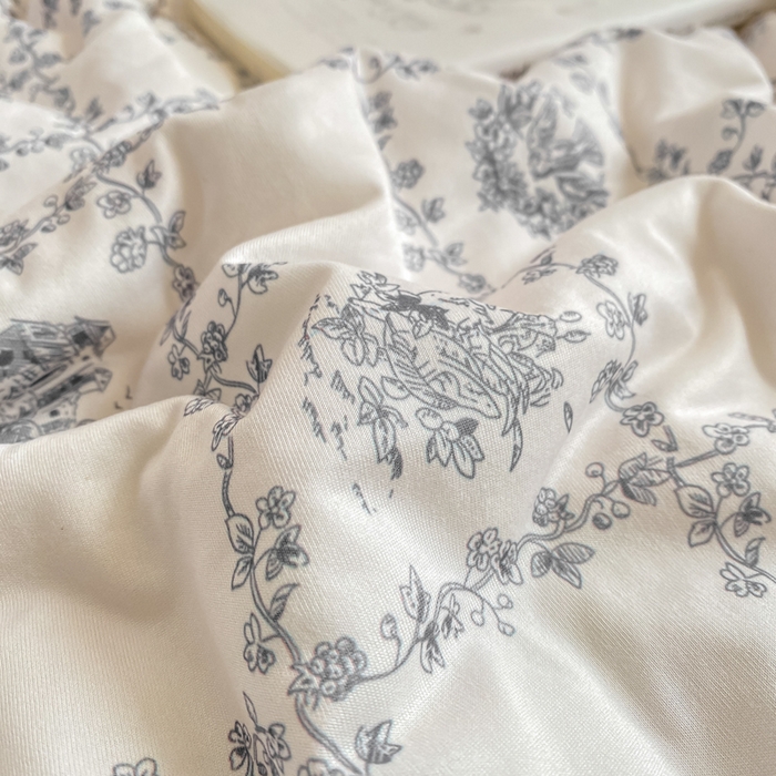 91家纺网 家纺一手货源 找家纺 恋之巢家纺 2026新款四季款可水洗牛奶丝针织棉夏被大豆夏凉被空调被可机洗薄被子被芯直播外贸专供大豆被夏被 依梦-软糯款