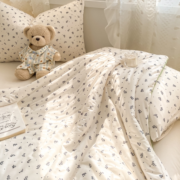 91家纺网 家纺一手货源 找家纺 恋之巢家纺 2026新款四季款可水洗牛奶丝针织棉夏被大豆夏凉被空调被可机洗薄被子被芯直播外贸专供大豆被夏被 叶子-软糯款