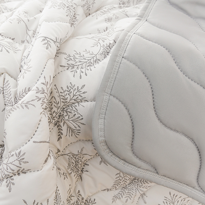 91家纺网 家纺一手货源 找家纺 珍贝家纺 2026新款清柔水洗夏被被子被芯 诺言