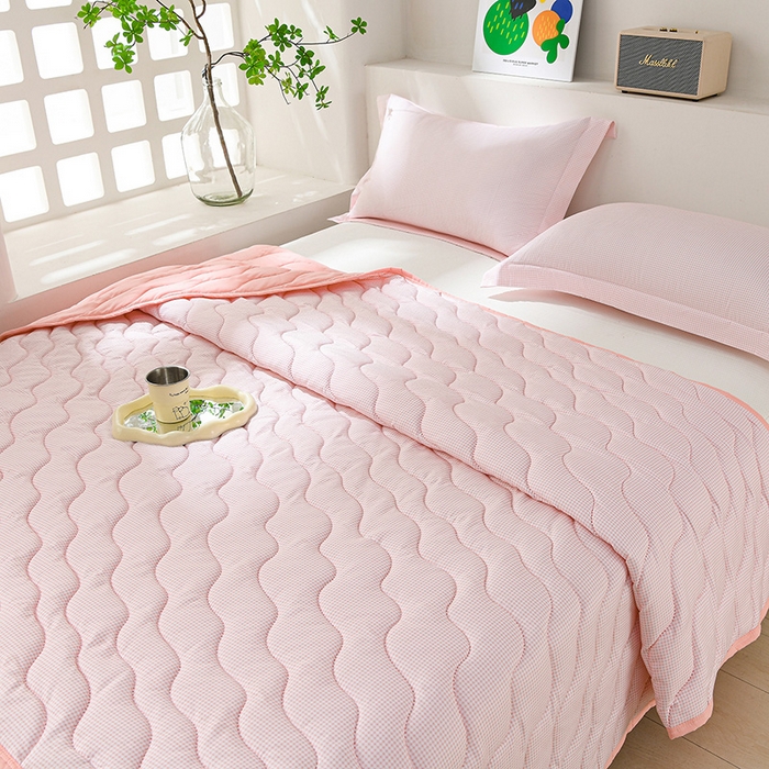 91家纺网 家纺一手货源 找家纺 珍贝家纺 2026新款清柔水洗夏被被子被芯 唯一-粉