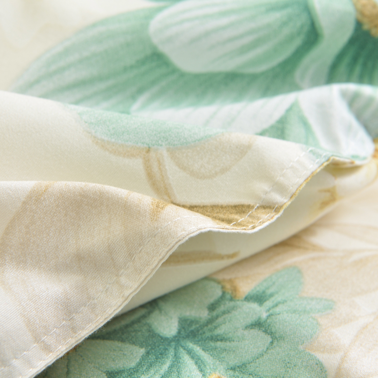 91家纺网 家纺一手货源 找家纺 小雨家纺 2026年跨境电商芦荟棉床裙床罩三件套单品 浅夏繁花