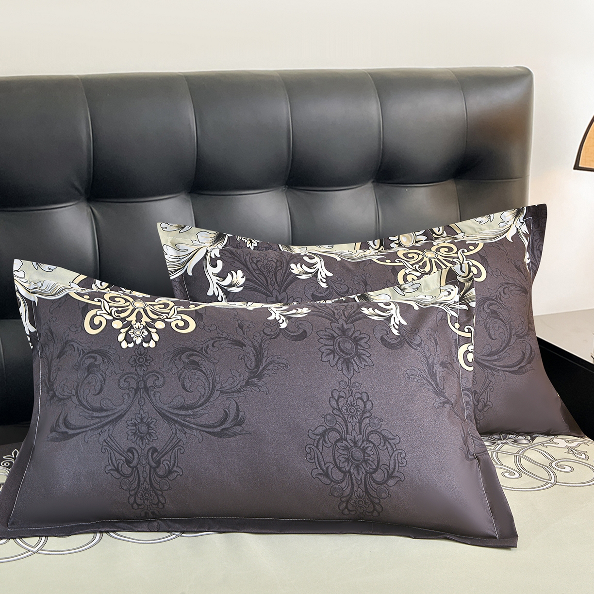 91家纺网 家纺一手货源 找家纺 小雨家纺 2026年跨境电商芦荟棉床裙床罩三件套单品 古堡绮梦