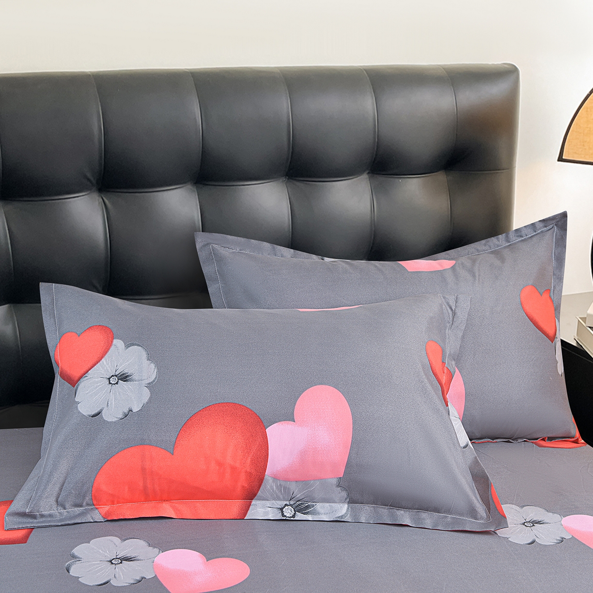 91家纺网 家纺一手货源 找家纺 小雨家纺 2026年跨境电商芦荟棉床裙床罩三件套单品 心漾流年