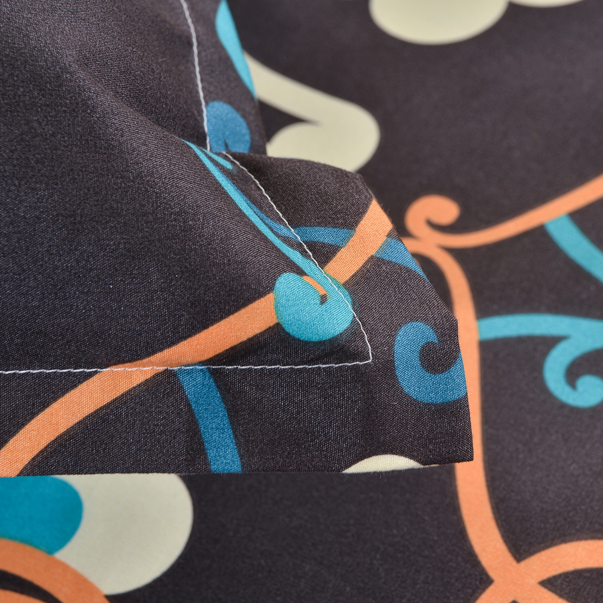 91家纺网 家纺一手货源 找家纺 小雨家纺 2026年跨境电商芦荟棉床裙床罩三件套单品 夜阑繁花