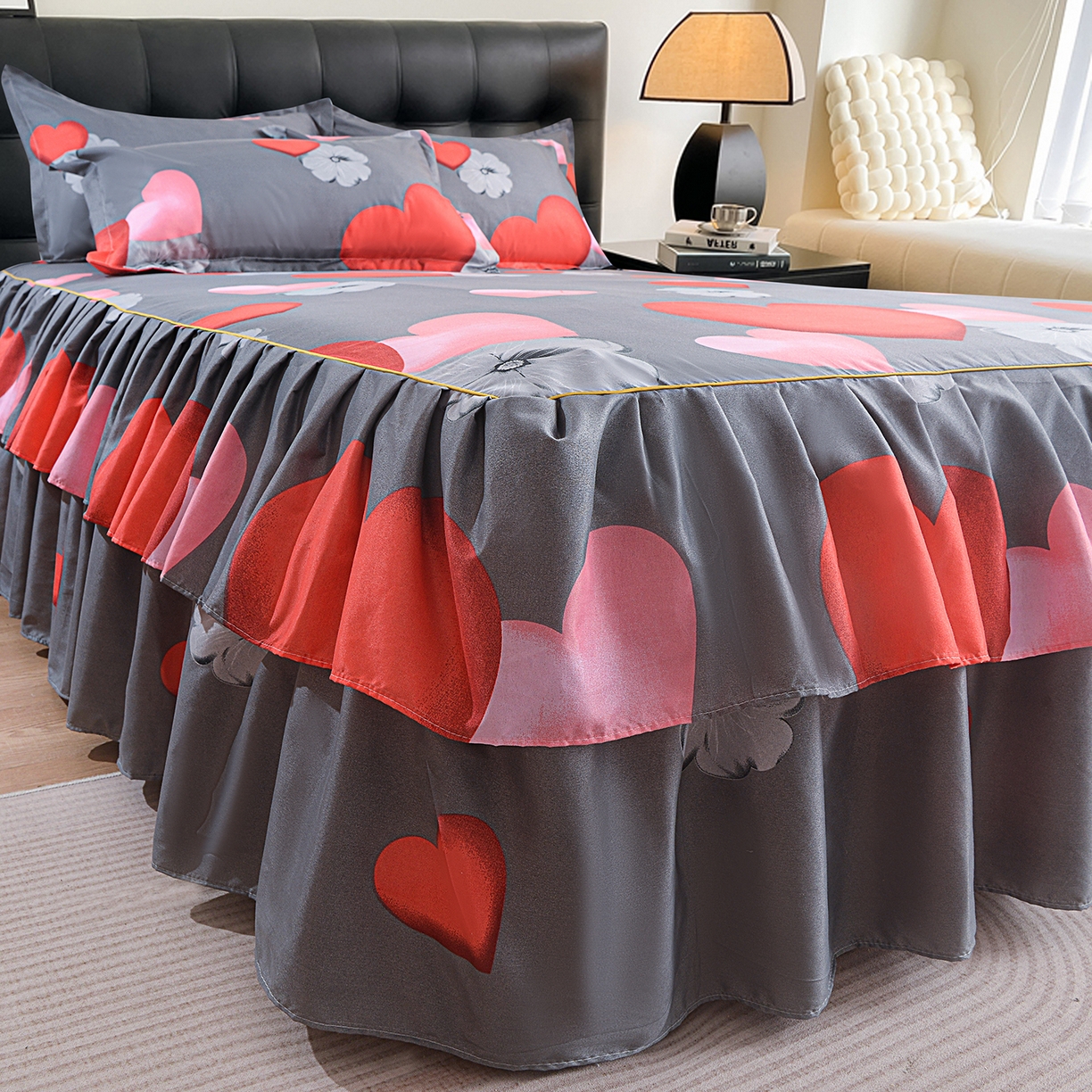 91家纺网 家纺一手货源 找家纺 小雨家纺 2026年跨境电商芦荟棉床裙床罩三件套单品 心漾流年