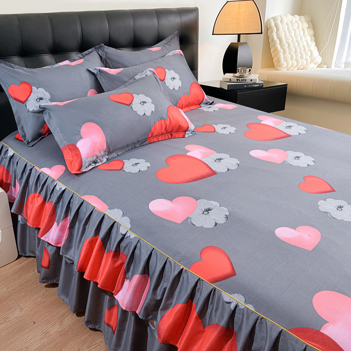 91家纺网 家纺一手货源 找家纺 小雨家纺 2026年跨境电商芦荟棉床裙床罩三件套单品 心漾流年