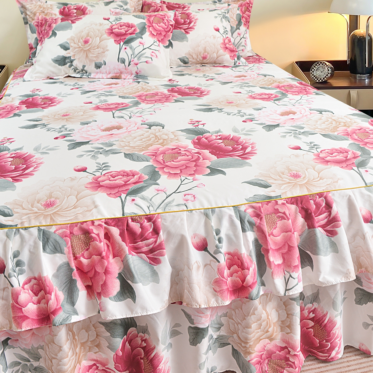 91家纺网 家纺一手货源 找家纺 小雨家纺 2026年跨境电商芦荟棉床裙床罩三件套单品 醉梦繁花