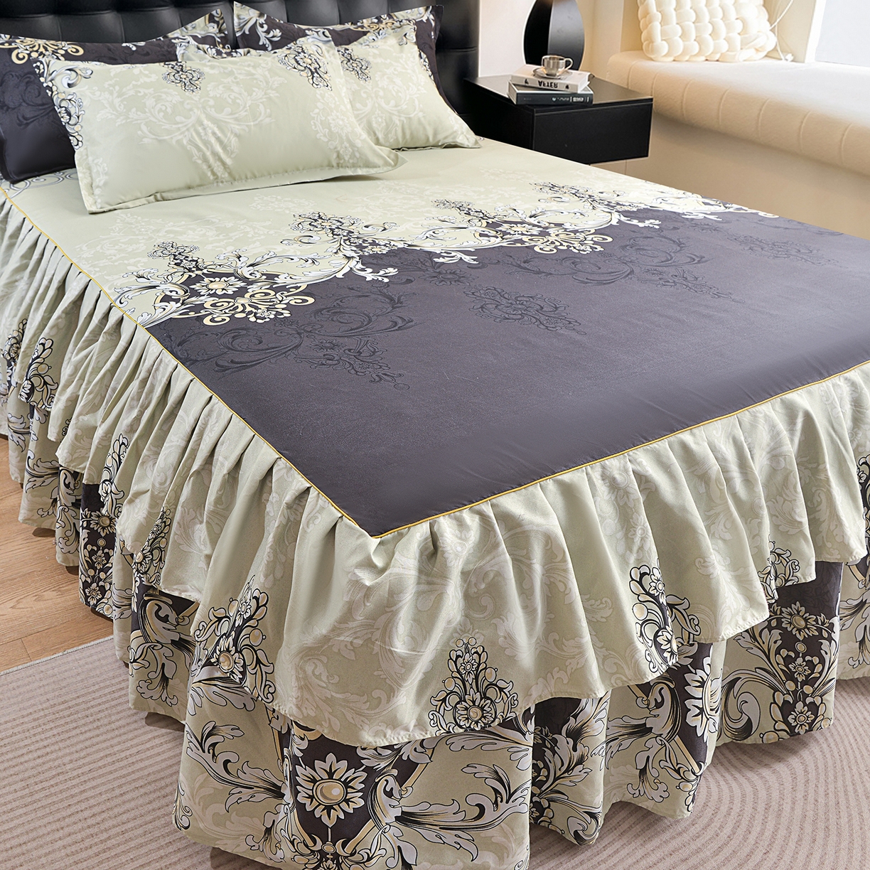 91家纺网 家纺一手货源 找家纺 小雨家纺 2026年跨境电商芦荟棉床裙床罩三件套单品 古堡绮梦