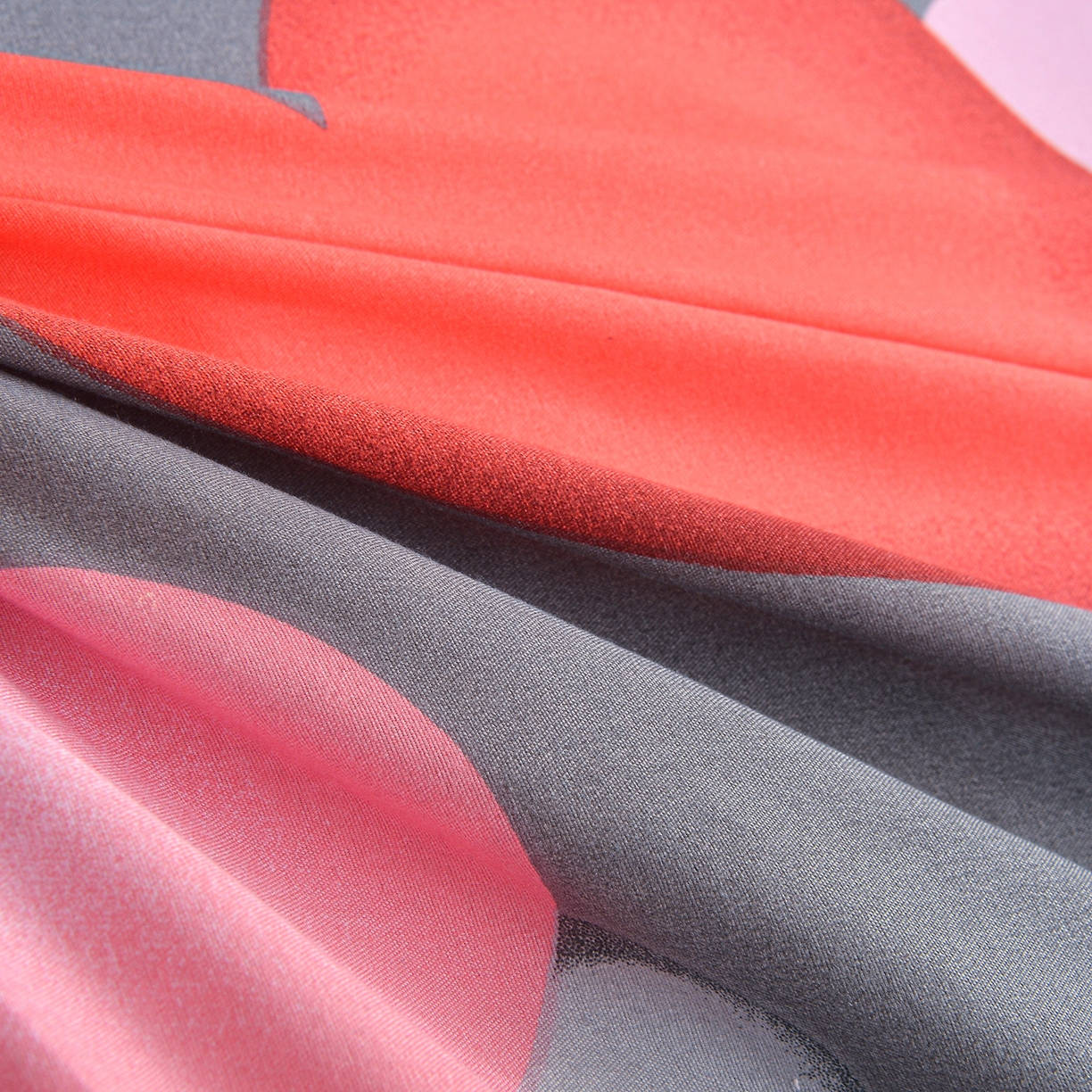 91家纺网 家纺一手货源 找家纺 小雨家纺 2026年跨境电商芦荟棉床裙床罩三件套单品 心漾流年