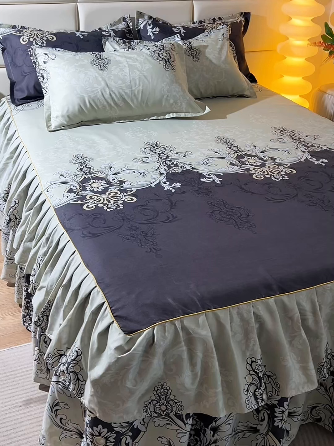 91家纺网 家纺一手货源 找家纺 小雨家纺 2026年跨境电商芦荟棉床裙床罩三件套单品 古堡绮梦