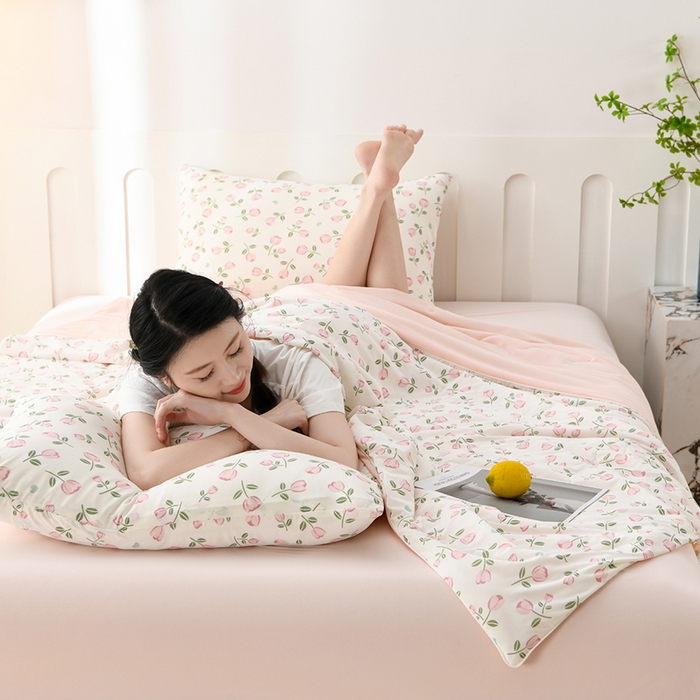 91家纺网 家纺一手货源 找家纺 珍贝家纺 2026新款A类清凉冰丝印花夏凉被被子被芯 迷恋