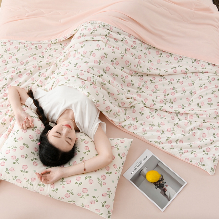 91家纺网 家纺一手货源 找家纺 珍贝家纺 2026新款A类清凉冰丝印花夏凉被被子被芯 迷恋