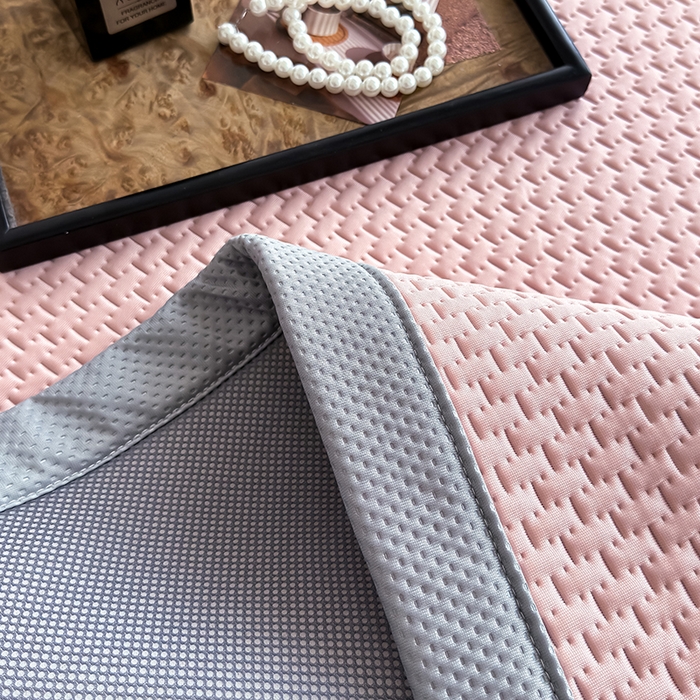 91家纺网 家纺一手货源 找家纺 （总）品乐家纺 2026新款A类乙伦PE轻奢提花学生宿舍软席凉豆豆床单席