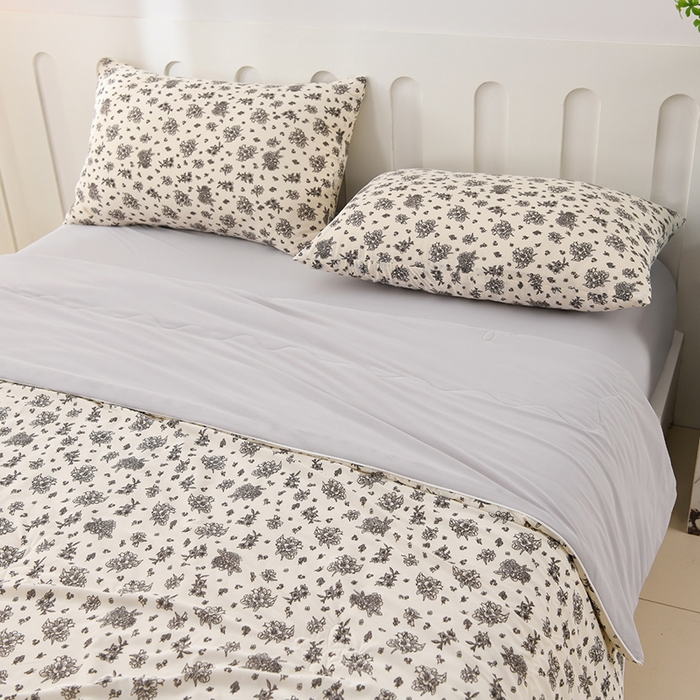 91家纺网 家纺一手货源 找家纺 珍贝家纺 2026新款A类清凉冰丝印花夏凉被被子被芯 平凡人生