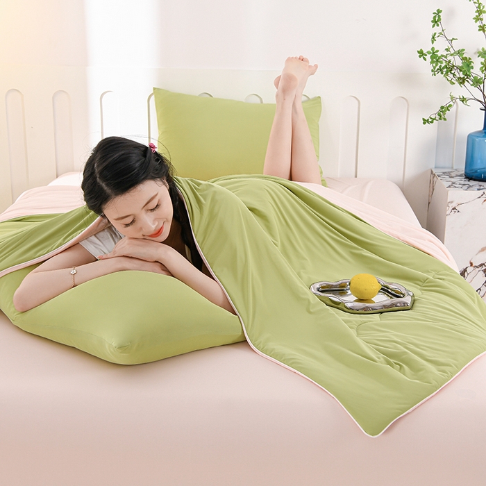 91家纺网 家纺一手货源 找家纺 珍贝家纺 2026新款A类清凉冰丝印花夏凉被被子被芯 素年锦时