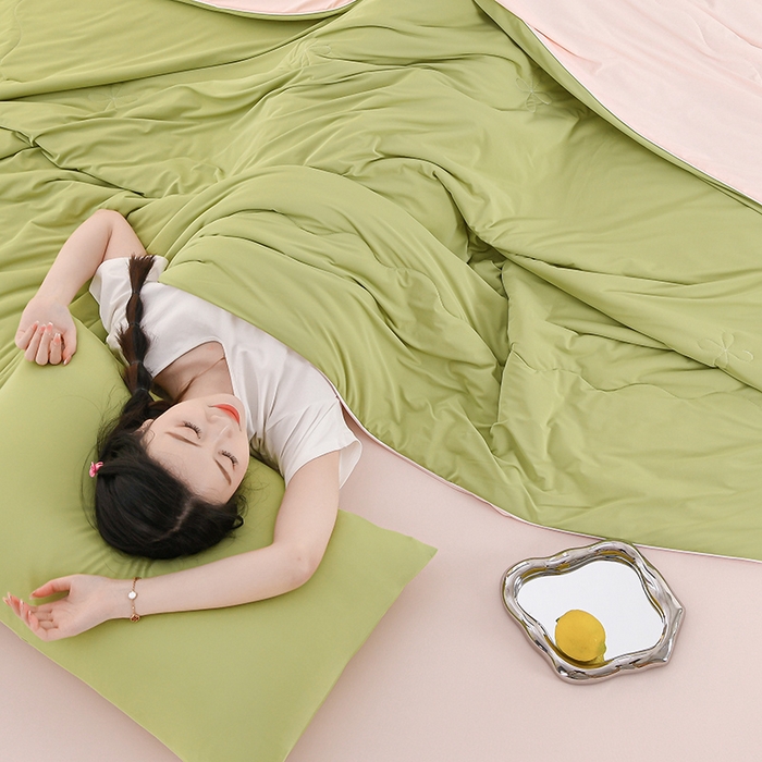 91家纺网 家纺一手货源 找家纺 珍贝家纺 2026新款A类清凉冰丝印花夏凉被被子被芯 素年锦时