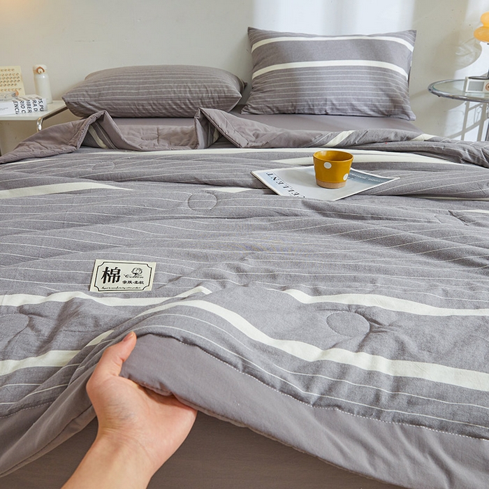91家纺网 家纺一手货源 找家纺 晓时候 2026新款无印风100%新疆棉花被全棉夏被纯棉夏凉被空调被夏季被子被芯 条纹灰