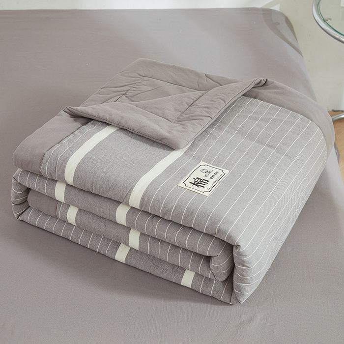 91家纺网 家纺一手货源 找家纺 晓时候 2026新款无印风100%新疆棉花被全棉夏被纯棉夏凉被空调被夏季被子被芯 条纹灰