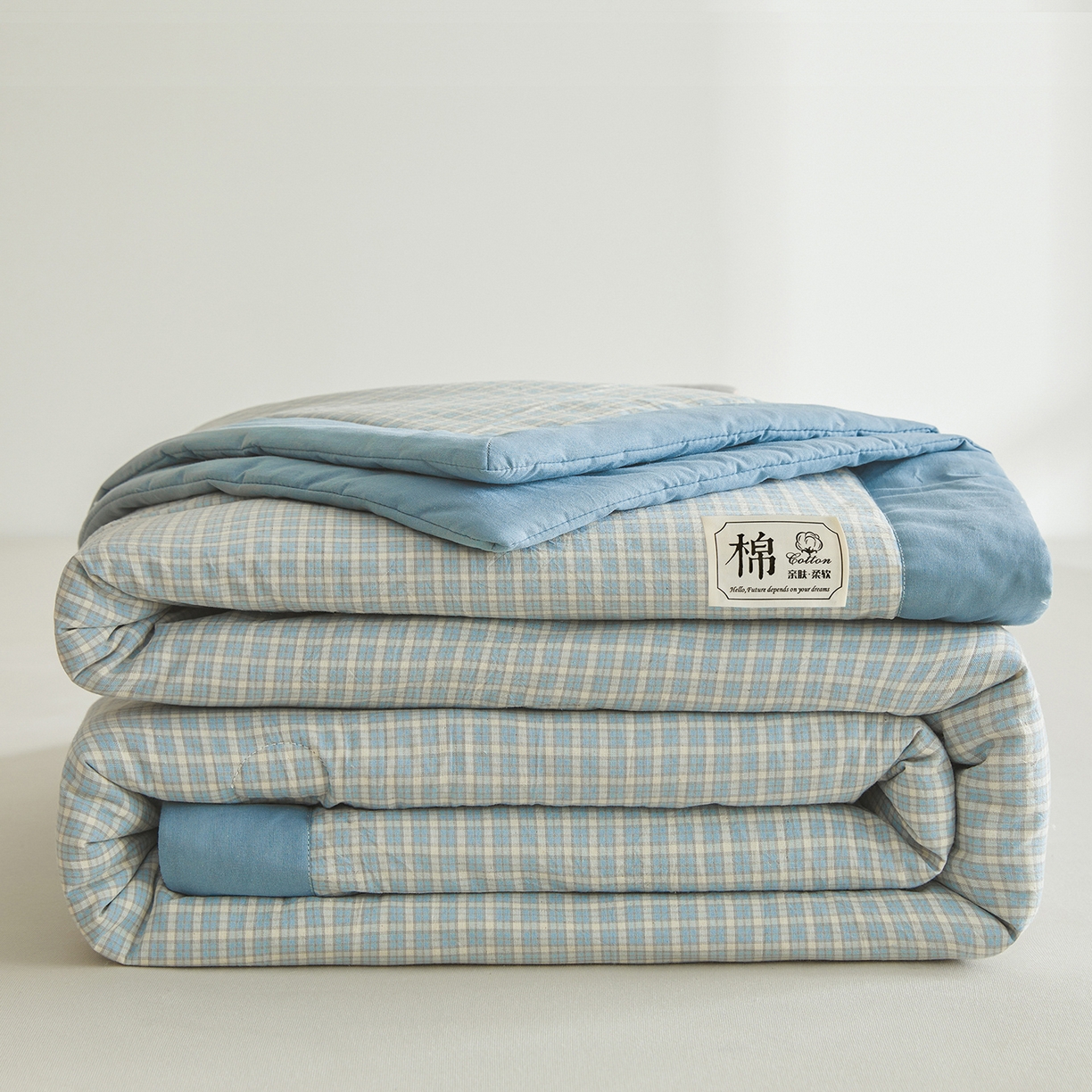 91家纺网 家纺一手货源 找家纺 晓时候 2026新款无印风100%新疆棉花被全棉夏被纯棉夏凉被空调被夏季被子被芯 米亚蓝