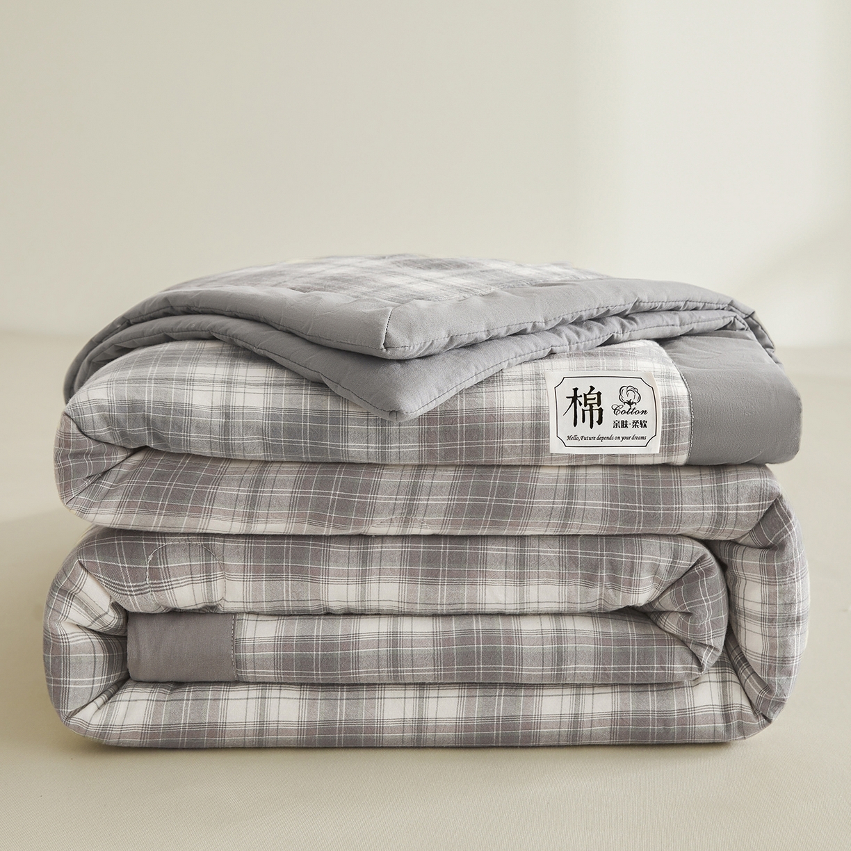 91家纺网 家纺一手货源 找家纺 晓时候 2026新款无印风100%新疆棉花被全棉夏被纯棉夏凉被空调被夏季被子被芯 可可灰