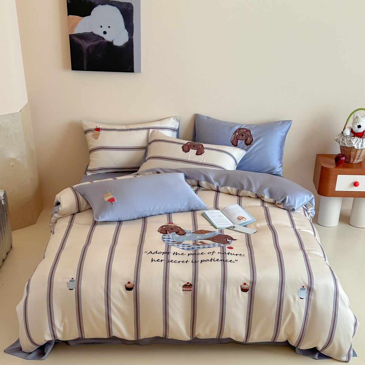 91家纺网 家纺一手货源 找家纺 风向标家纺 2026春夏新款兰精60s数码条纹天丝绣花四件套 海盐慕斯