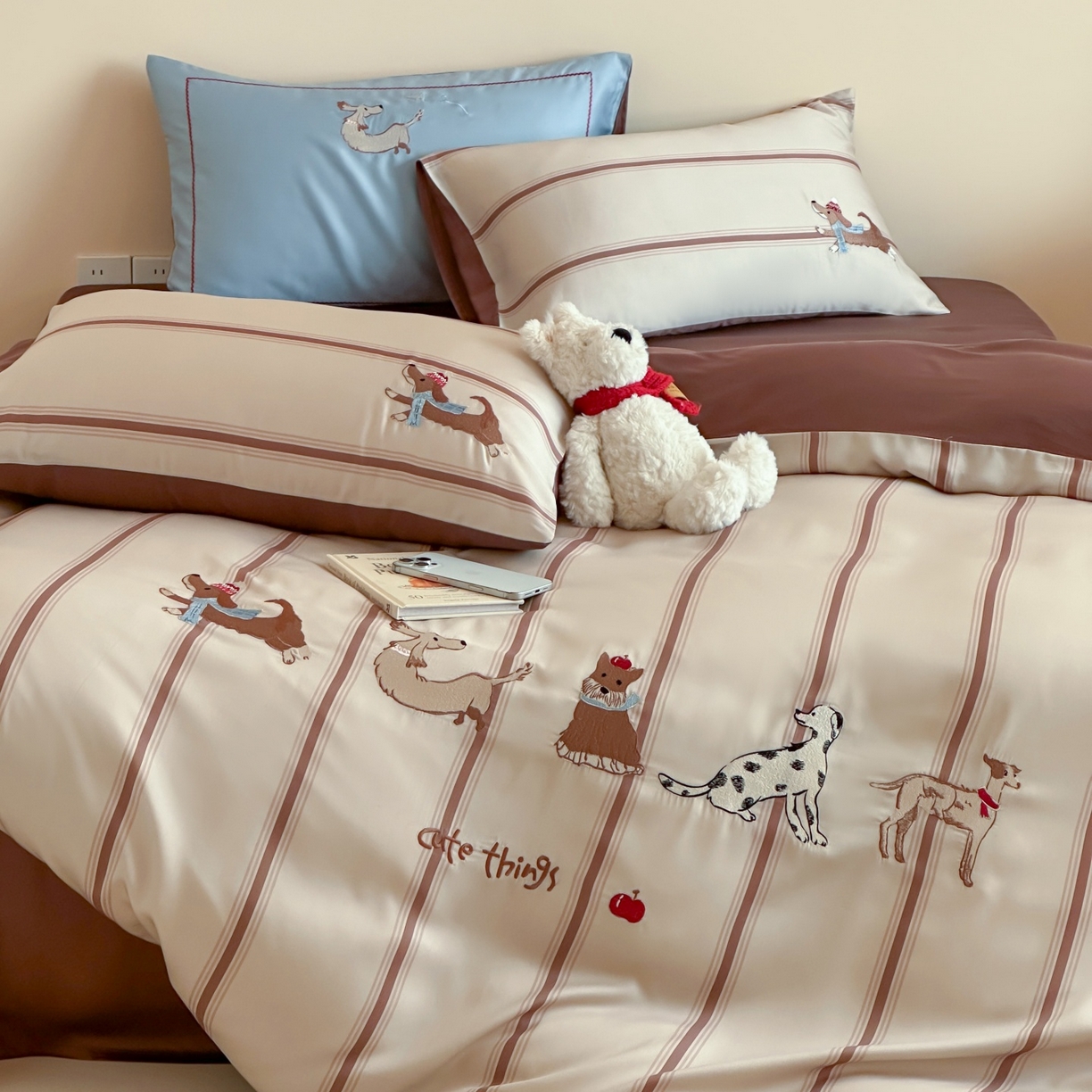 91家纺网 家纺一手货源 找家纺 风向标家纺 2026春夏新款兰精60s数码条纹天丝绣花四件套 布鲁克林