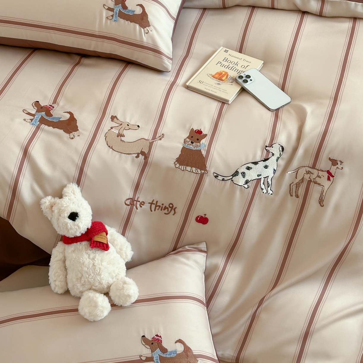 91家纺网 家纺一手货源 找家纺 风向标家纺 2026春夏新款兰精60s数码条纹天丝绣花四件套 布鲁克林