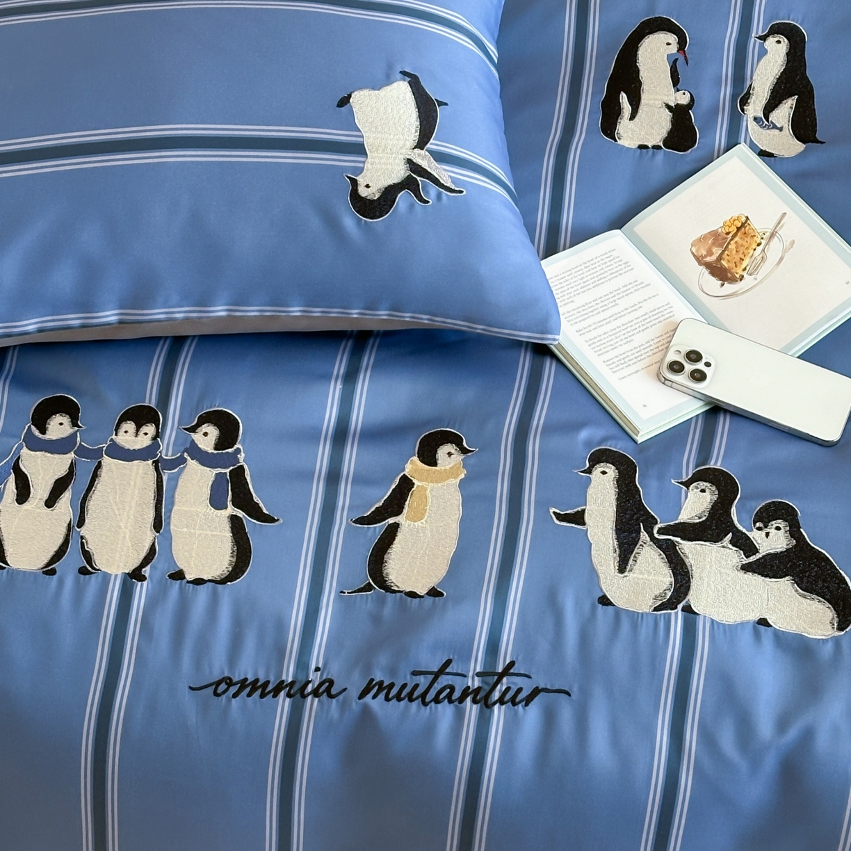 91家纺网 家纺一手货源 找家纺 风向标家纺 2026春夏新款兰精60s数码条纹天丝绣花四件套 极地冰蓝