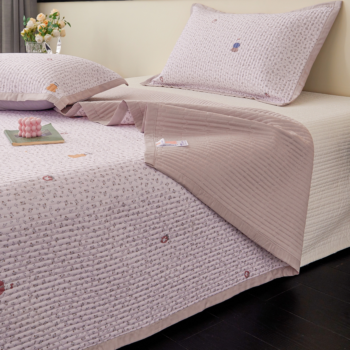 91家纺网 家纺一手货源 找家纺 金艾草 2026春夏新款莫代尔天丝水洗床盖有同款夏被床盖单件 伊特花园