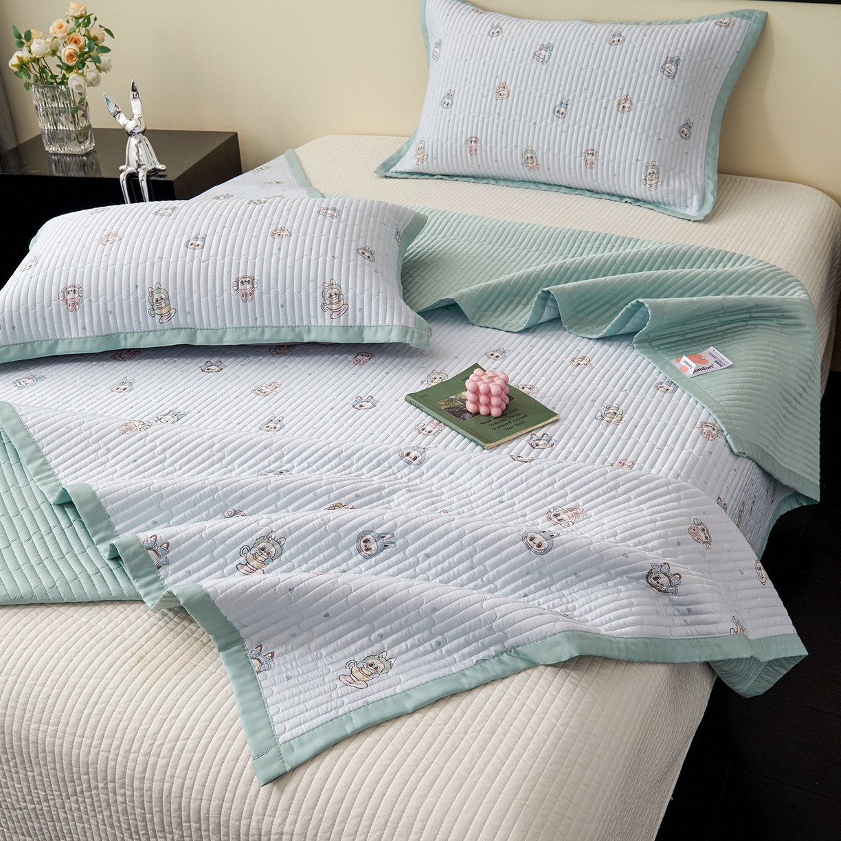 91家纺网 家纺一手货源 找家纺 金艾草 2026春夏新款莫代尔天丝水洗床盖有同款夏被床盖单件 拉布布-蓝