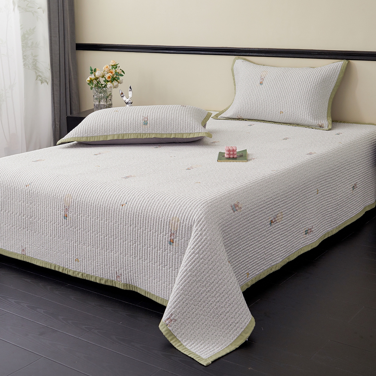 91家纺网 家纺一手货源 找家纺 金艾草 2026春夏新款莫代尔天丝水洗床盖有同款夏被床盖单件 森林奇遇