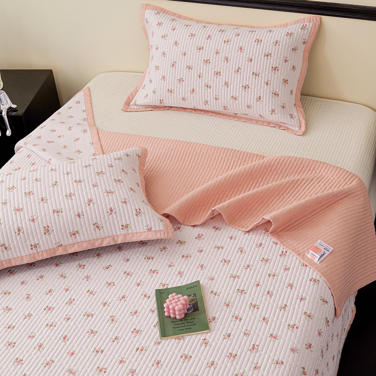 91家纺网 家纺一手货源 找家纺 金艾草 2026春夏新款莫代尔天丝水洗床盖有同款夏被床盖单件 桃粉