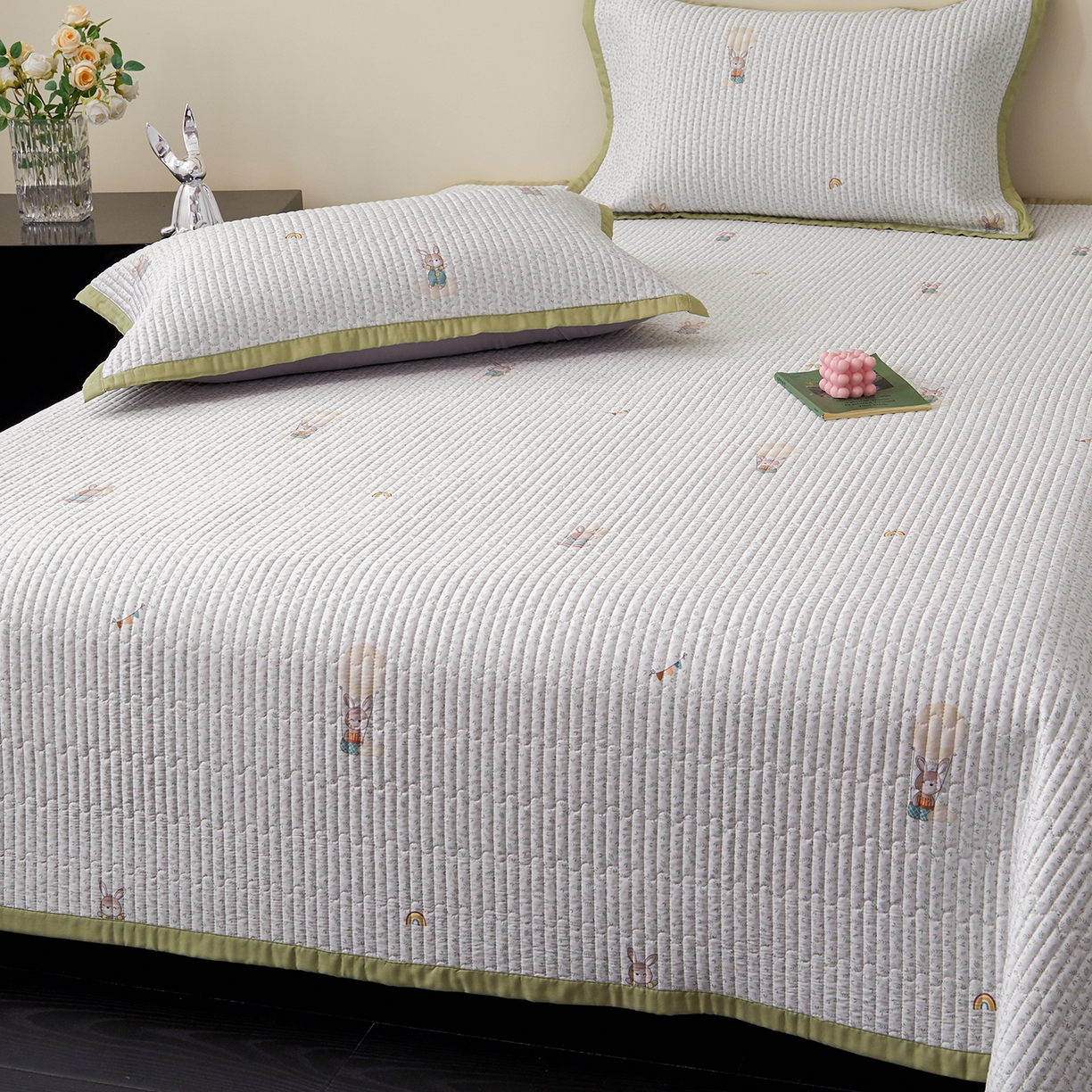 91家纺网 家纺一手货源 找家纺 金艾草 2026春夏新款莫代尔天丝水洗床盖有同款夏被床盖单件 森林奇遇