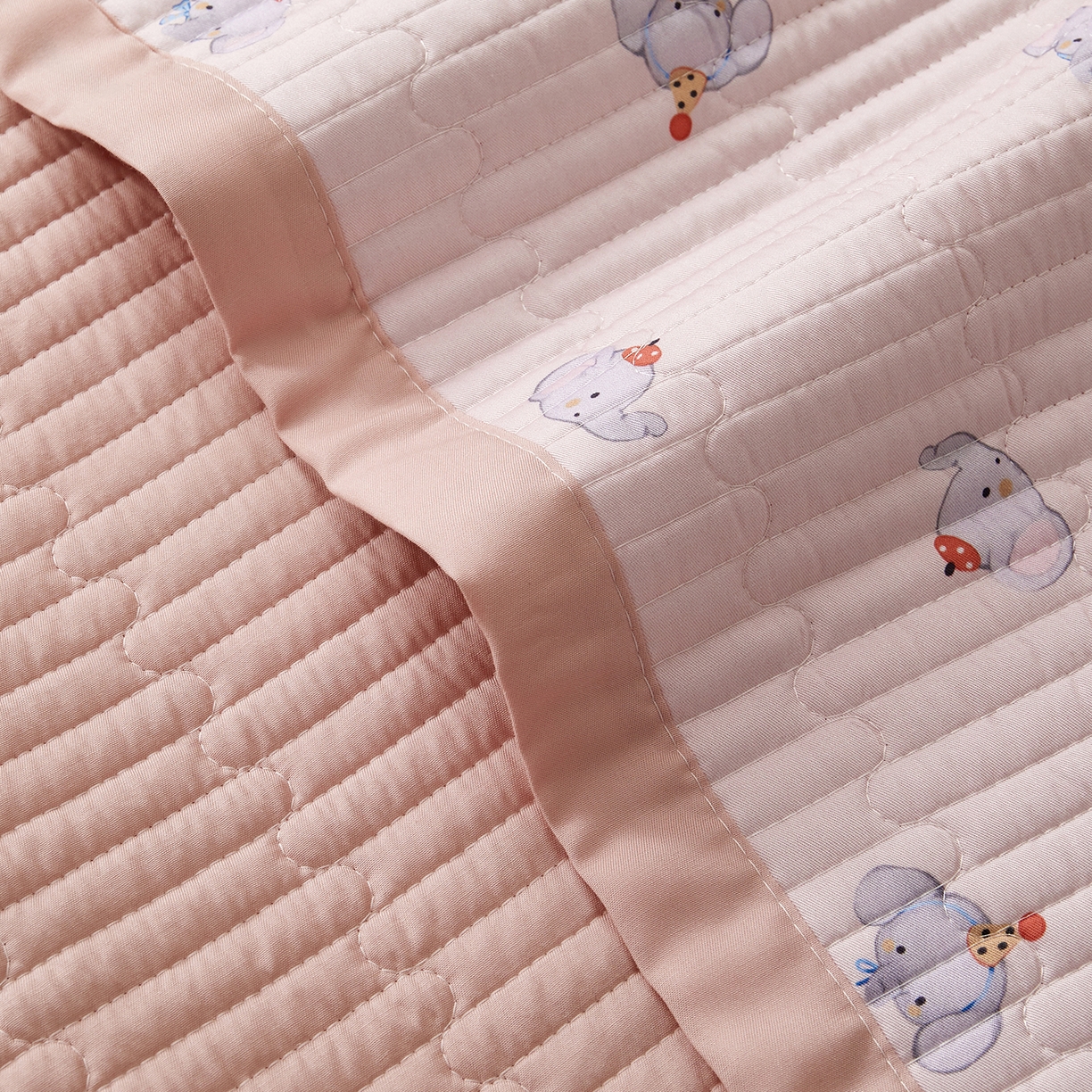 91家纺网 家纺一手货源 找家纺 金艾草 2026春夏新款莫代尔天丝水洗床盖有同款夏被床盖单件 粉色-小象