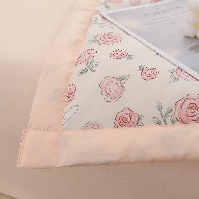 91家纺网 家纺一手货源 找家纺 珍贝家纺 2026新款亲肤大豆纤维夏被被子被芯 花香小兔