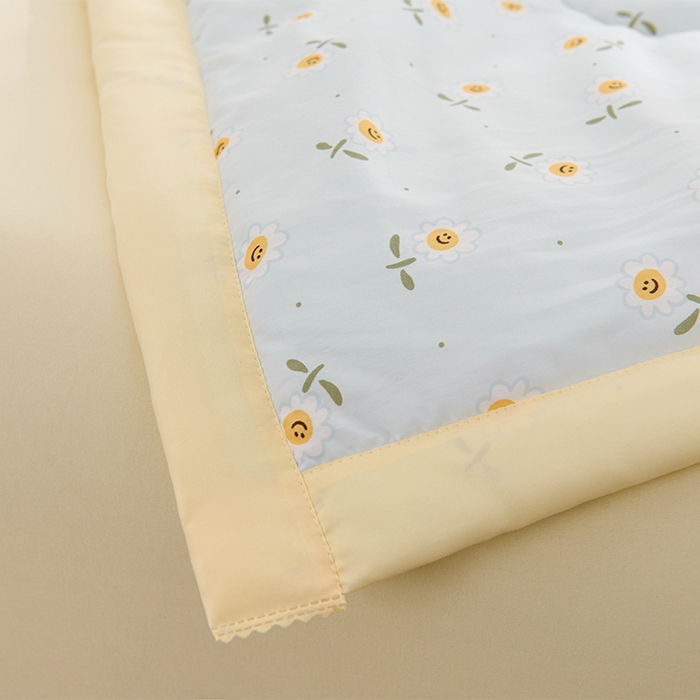 91家纺网 家纺一手货源 找家纺 珍贝家纺 2026新款亲肤大豆纤维夏被被子被芯 笑脸甜心