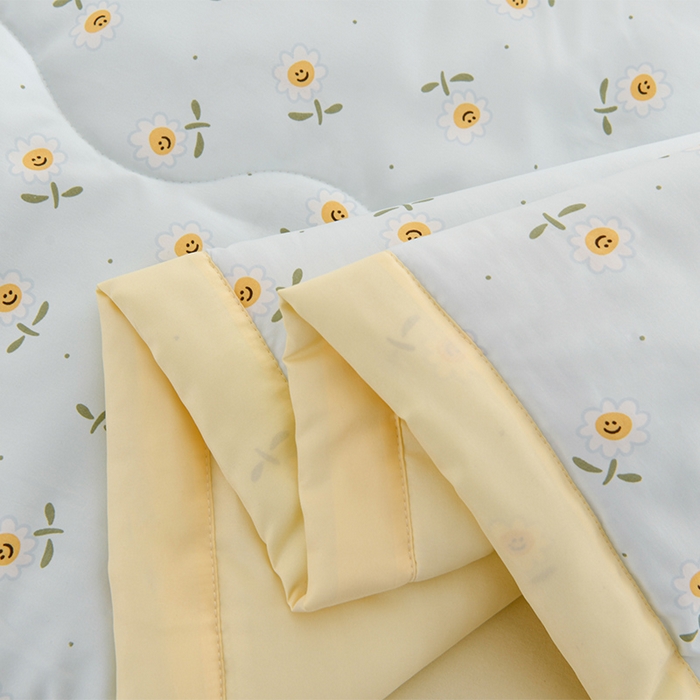 91家纺网 家纺一手货源 找家纺 珍贝家纺 2026新款亲肤大豆纤维夏被被子被芯 笑脸甜心